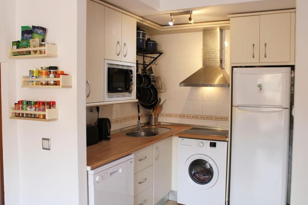 Bright & Airy Sea View Apartment Mojacar Bagian luar foto